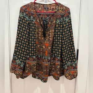 Hannah Women’s Top Size S Geometric Design Peasant Prairie
